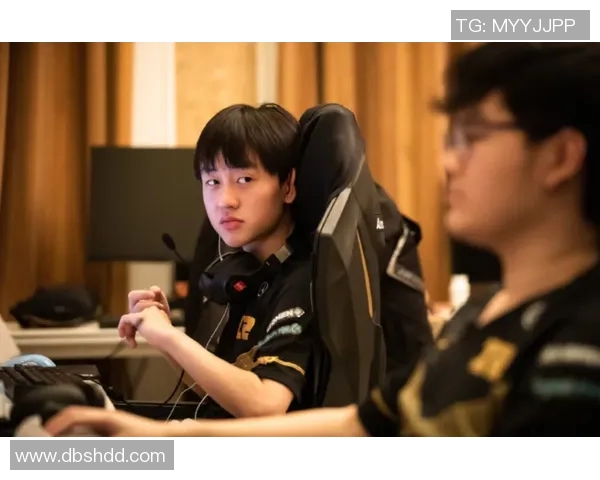 EDG战队防守革新之路:解析战术演变与团队协作的深度融合 EDG战队防守革新之路:解析战术演变与团队协作的深度融合