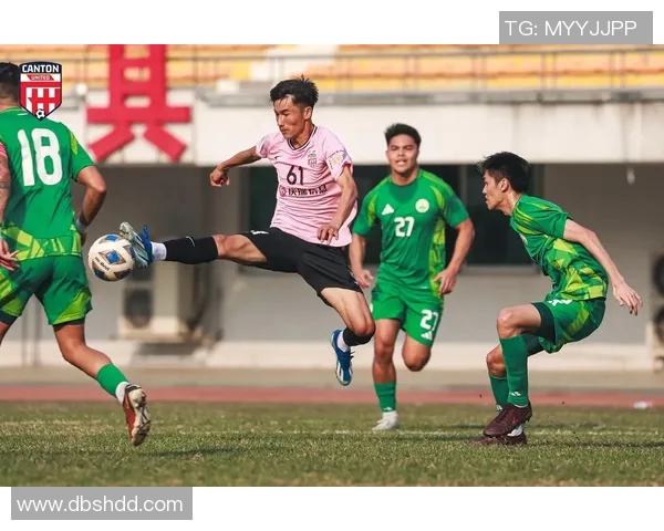 赛后分析：北京足球队与广州足球队的表现与状态对比解析