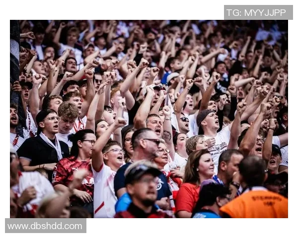 世界足球明星跨界唱歌的魅力与挑战揭秘